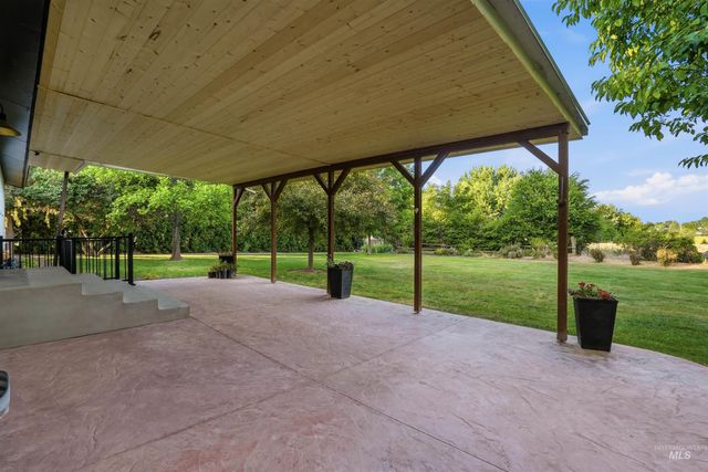 25238 Geri Ln, Caldwell, ID 83607