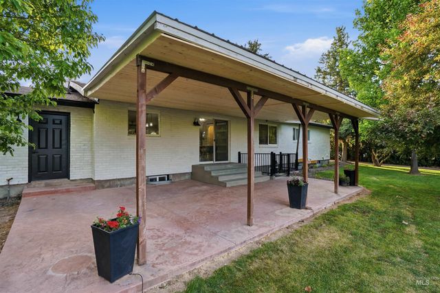 25238 Geri Ln, Caldwell, ID 83607