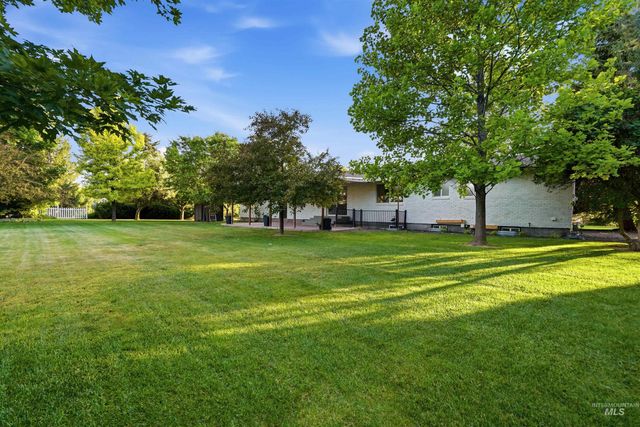 25238 Geri Ln, Caldwell, ID 83607