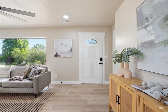 25238 Geri Ln, Caldwell, ID 83607