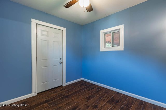 102 Larkspur Dr, Radcliff, KY 40160