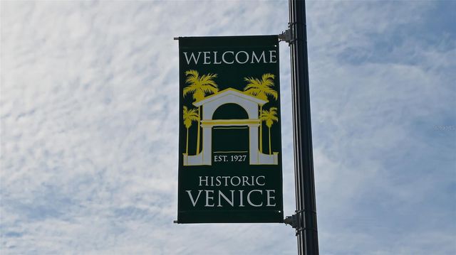 4977 TAMARACK TRAIL, Venice, FL 34293