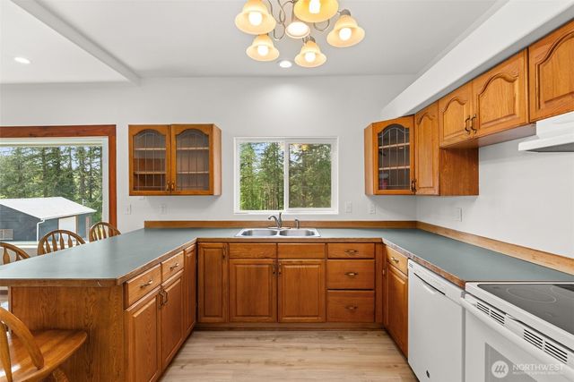 2054 Little Hanaford Road, Centralia, WA 98531