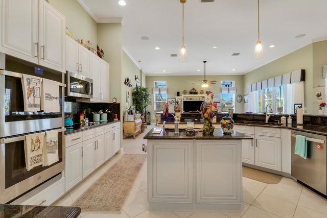 1916 SW Wabeek Place, Palm City, FL 34990