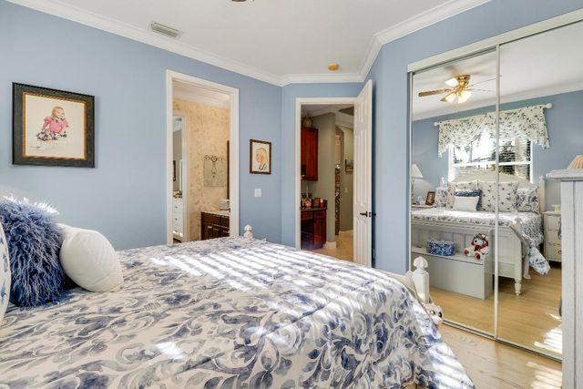 1916 SW Wabeek Place, Palm City, FL 34990