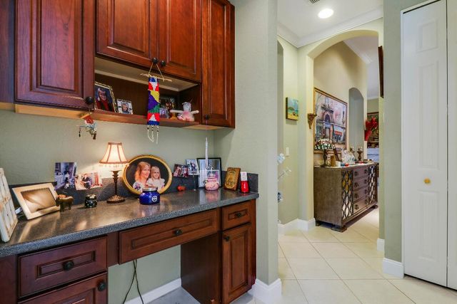 1916 SW Wabeek Place, Palm City, FL 34990