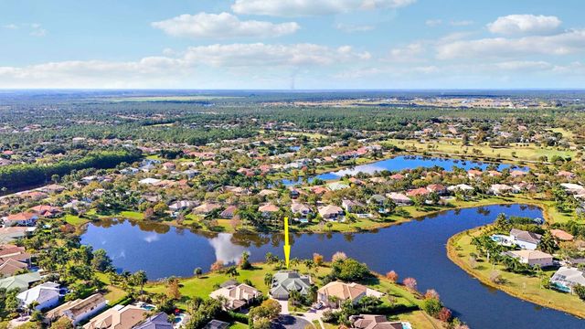 1916 SW Wabeek Place, Palm City, FL 34990