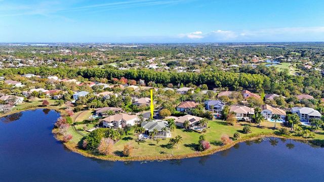 1916 SW Wabeek Place, Palm City, FL 34990