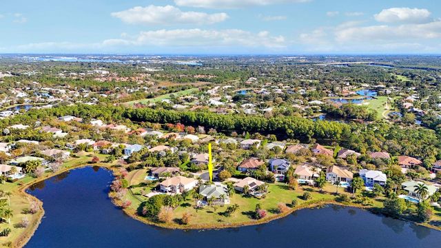 1916 SW Wabeek Place, Palm City, FL 34990