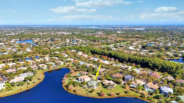 1916 SW Wabeek Place, Palm City, FL 34990