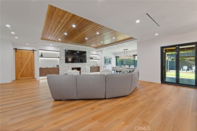 23103 Leonora, Woodland Hills, CA 91367