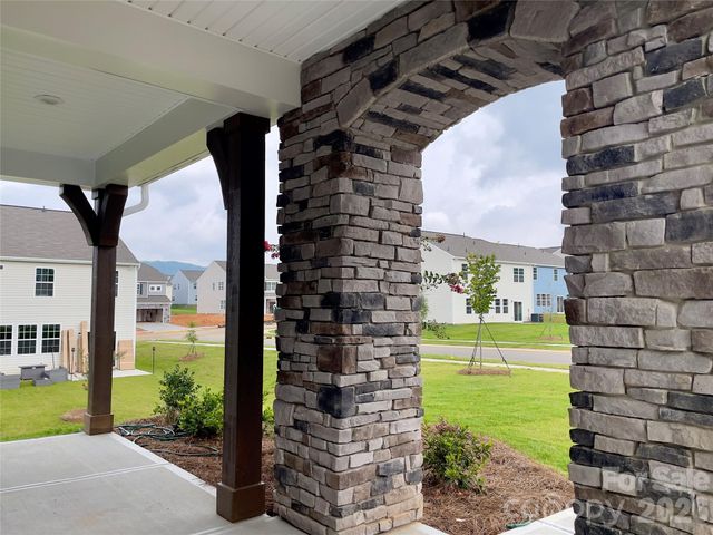 7503 Starwatch Court, Maiden, NC 28650