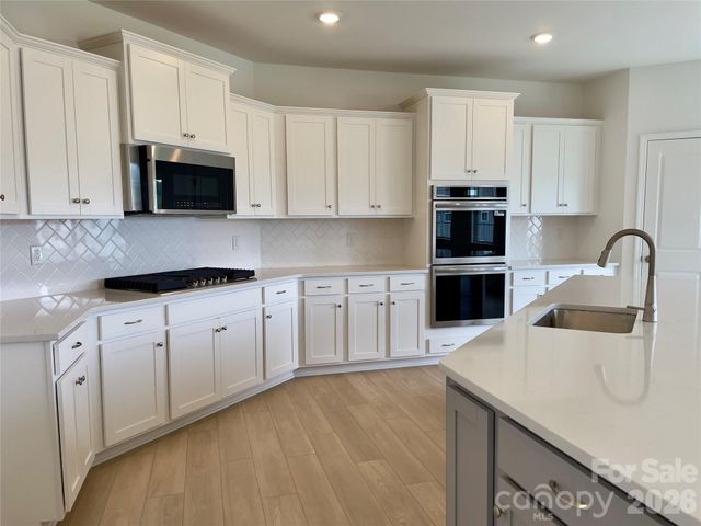 7503 Starwatch Court, Maiden, NC 28650