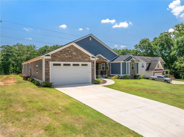 303 Regency Circle, Anderson, SC 29625
