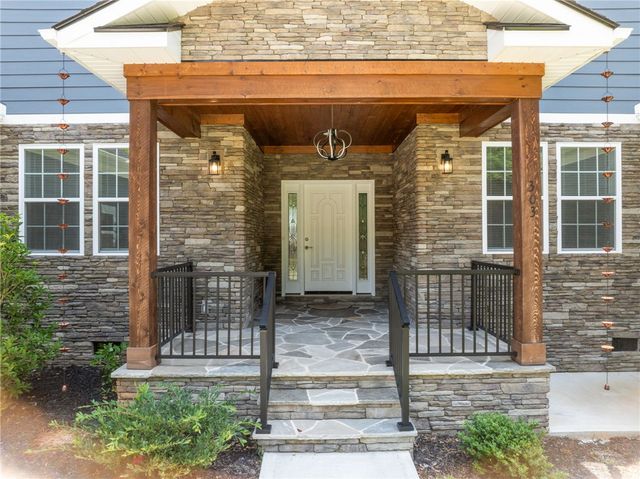 303 Regency Circle, Anderson, SC 29625