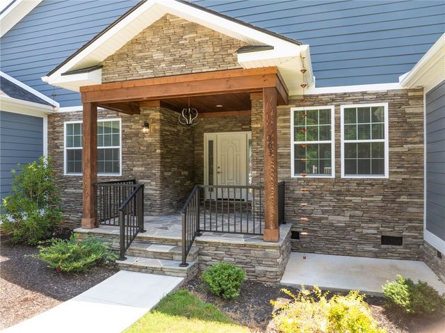 303 Regency Circle, Anderson, SC 29625