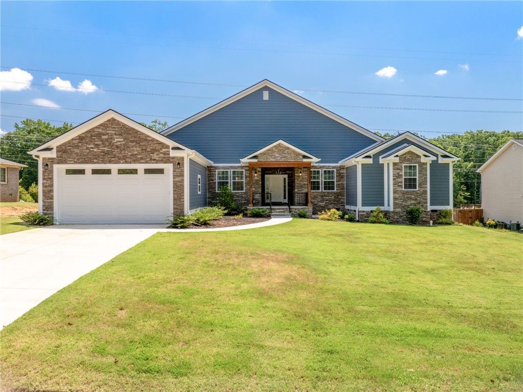 303 Regency Circle, Anderson, SC 29625