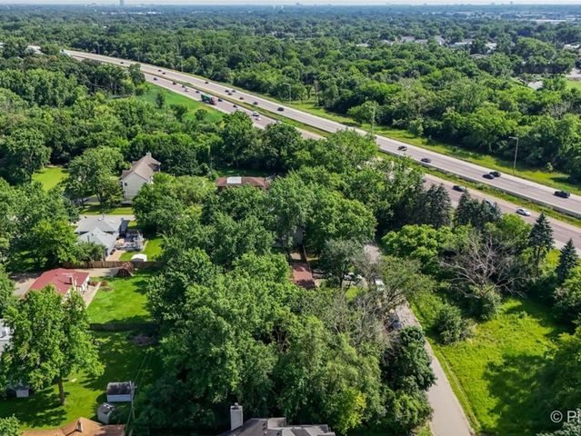 4N Niles Avenue, Addison, IL 60101