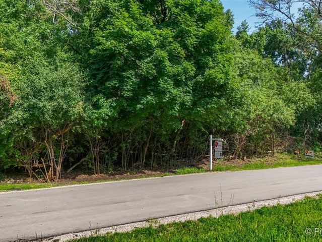4N Niles Avenue, Addison, IL 60101