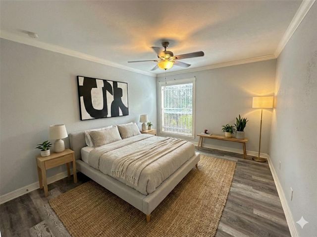 7313 Gulf Freeway 903, Houston, TX 77017