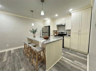 7313 Gulf Freeway 903, Houston, TX 77017