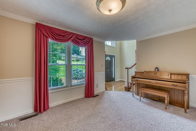 901 Colfax Avenue, Kingsport, TN 37660