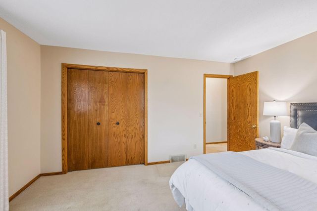 7553 Mariner Drive, Maple Grove, MN 55311