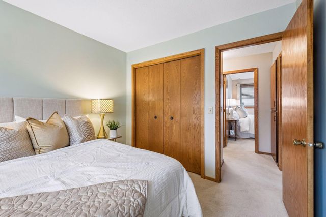 7553 Mariner Drive, Maple Grove, MN 55311