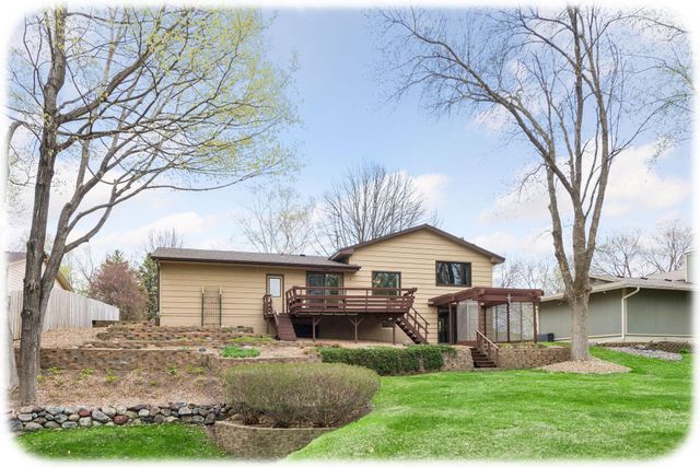 7553 Mariner Drive, Maple Grove, MN 55311