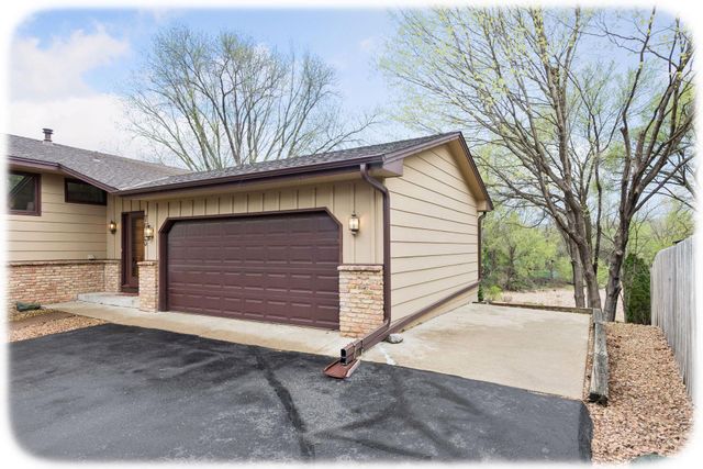 7553 Mariner Drive, Maple Grove, MN 55311