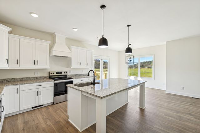 6041 Hurricane Creek Rd, Woodbury, TN 37190