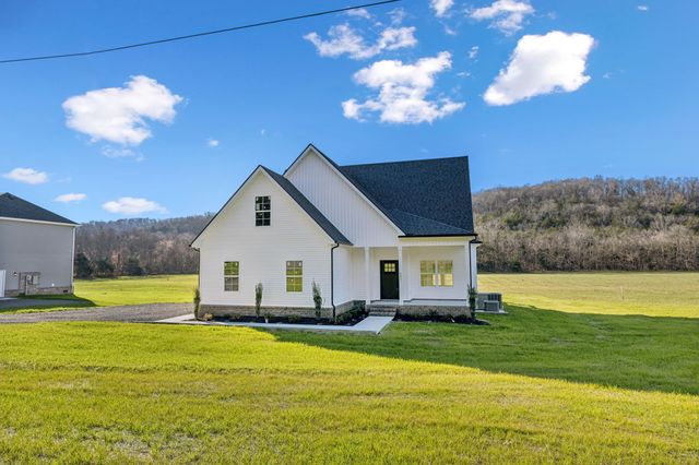 6041 Hurricane Creek Rd, Woodbury, TN 37190