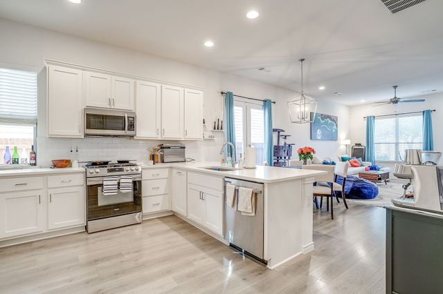 207 Athenia Drive, Fort Worth, TX 76114