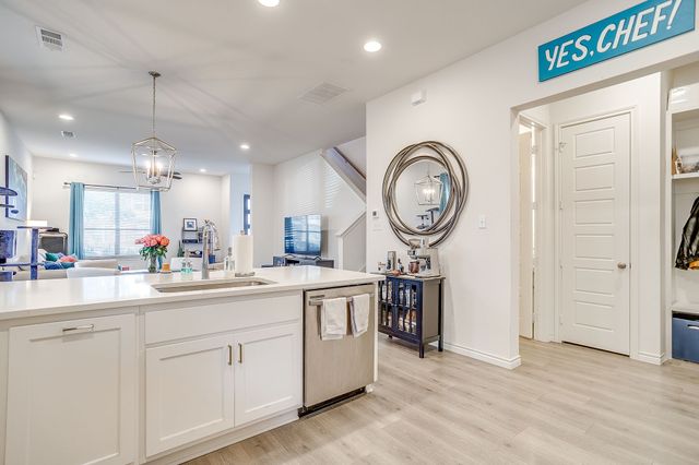 207 Athenia Drive, Fort Worth, TX 76114