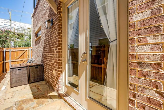 207 Athenia Drive, Fort Worth, TX 76114