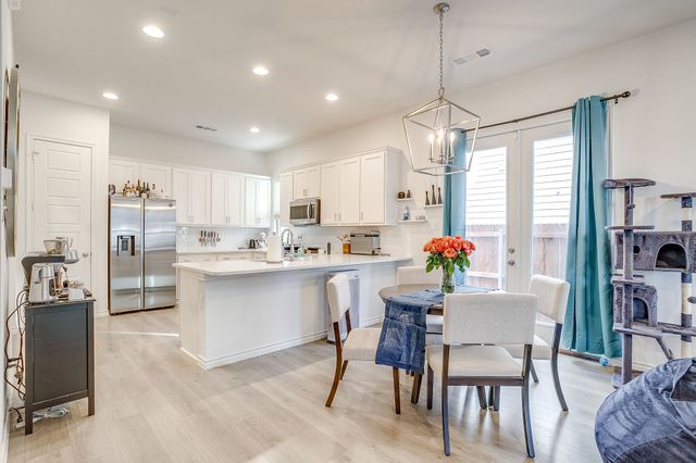 207 Athenia Drive, Fort Worth, TX 76114