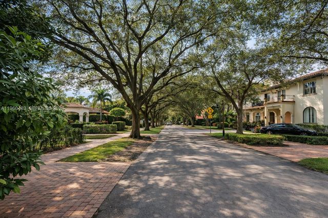 3614 Anderson Rd, Coral Gables, FL 33134