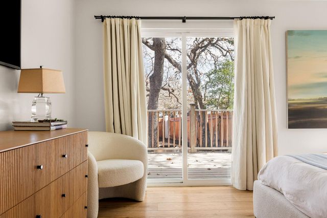 4701 Travis Country CIR, Austin, TX 78735