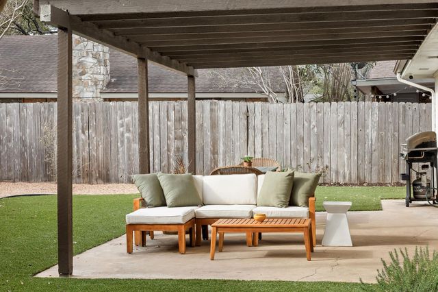 4701 Travis Country CIR, Austin, TX 78735