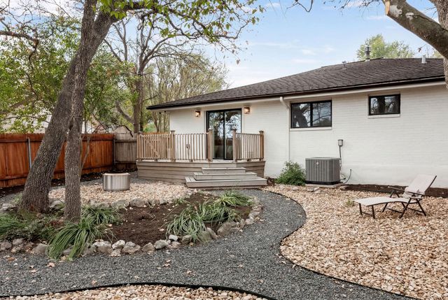 4701 Travis Country CIR, Austin, TX 78735