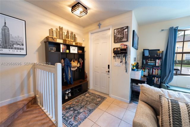 9051 SW 227th St 11, Cutler Bay, FL 33190