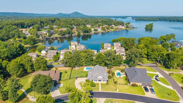 114 Arkota Shores Place, Hot Springs, AR 71913