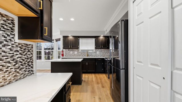 17 CARROLL CT, Sicklerville, NJ 08081