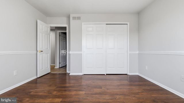 17 CARROLL CT, Sicklerville, NJ 08081