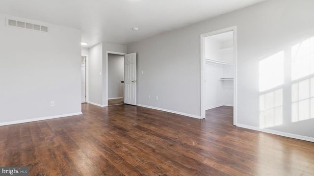 17 CARROLL CT, Sicklerville, NJ 08081