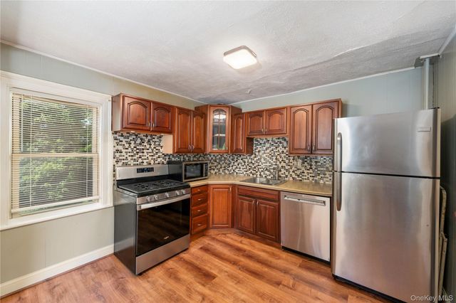530 Washington Avenue, Beacon, NY 12508