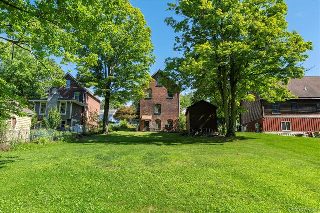 530 Washington Avenue, Beacon, NY 12508