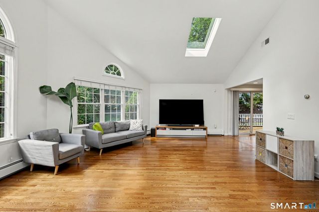 115 Parade Hill Road A, New Canaan, CT 06840