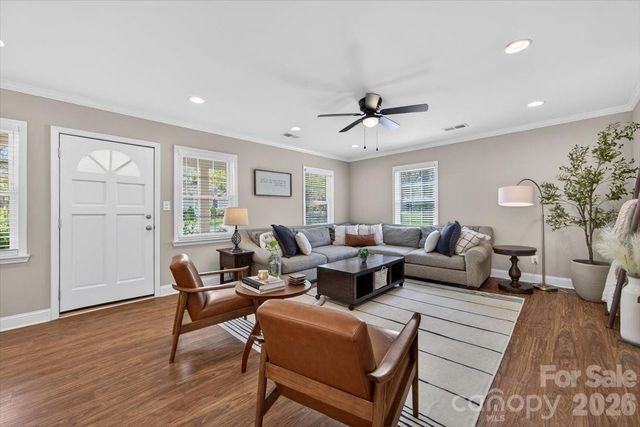 1916 Garibaldi Avenue, Charlotte, NC 28208