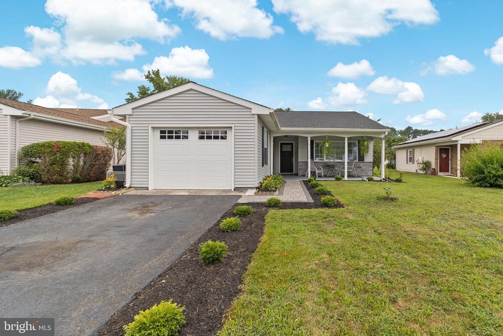 7 PICARDY PL, Southampton, NJ 08088